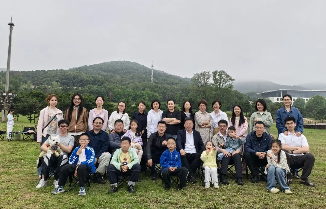 以自然之名，赴八载之约｜展恒律所八周年海滨露营团建圆满落幕